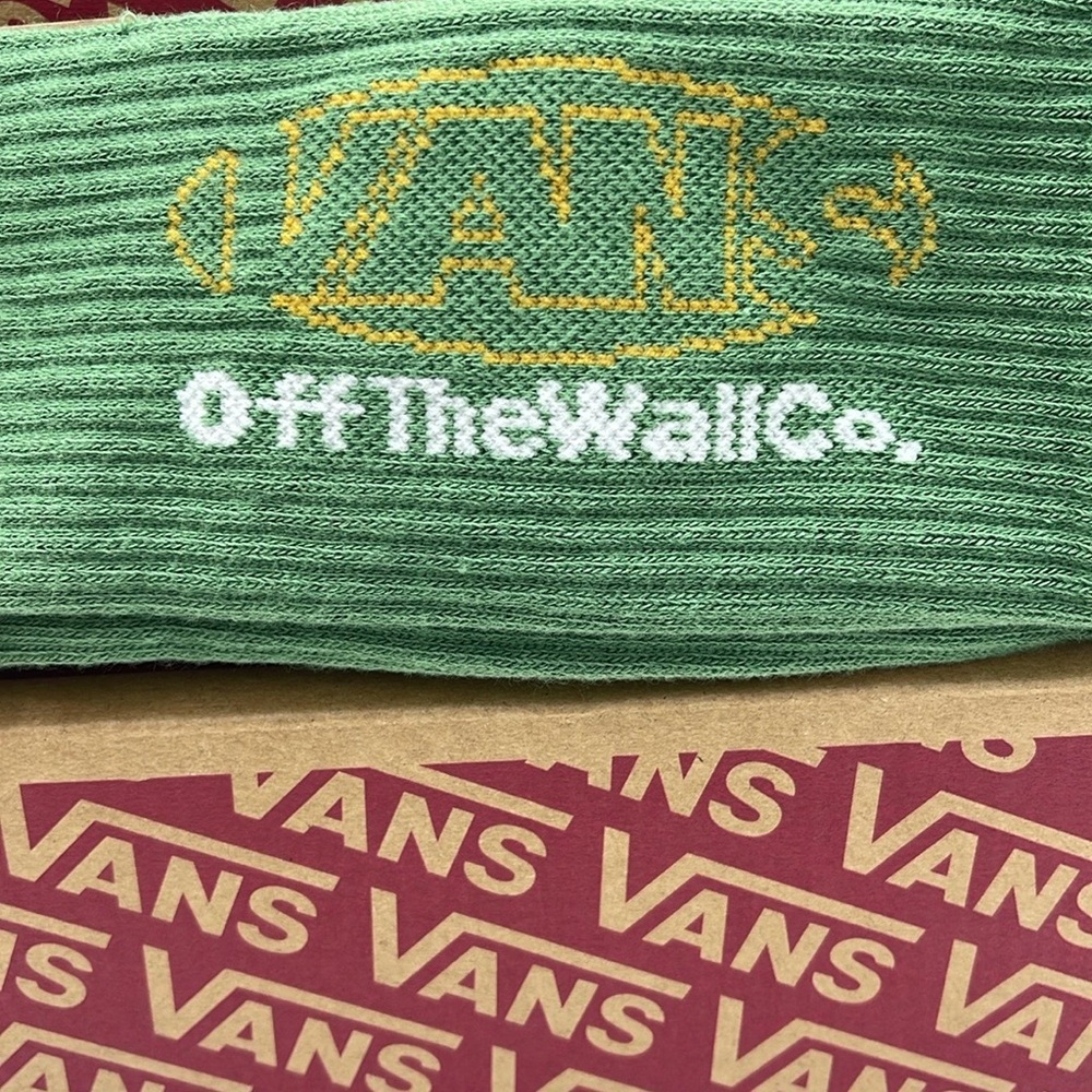 Vans Green Ribbed Crew Socks - Picture 6 of 16